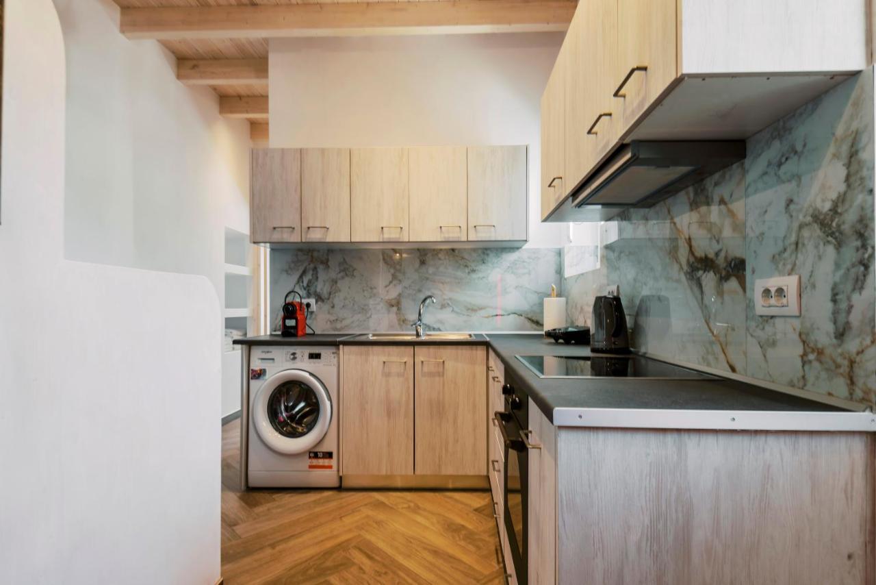 Vilă Myrovolos Luxury Suites